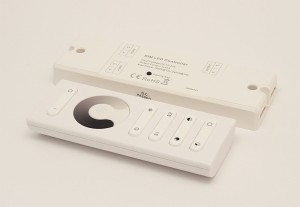 SR-2839DIM Ściemniacz LED z pilotem