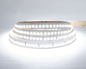 Taśma LED 24V IP20 Dzienna Biała 5000K 192LED 18W RD00K2TC-A RISHANG